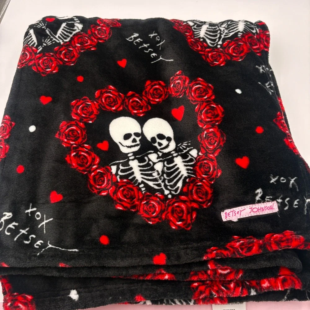 Betsey Johnson Skeleton Halloween Rose Heart Ultra Soft Plush Throw Blanket